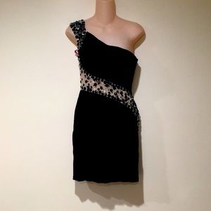 NWOT evening dress by Blush size 6